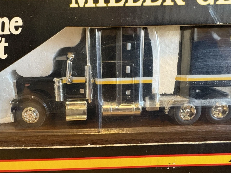 Limited Edition 1996 Miller Genuine Draft Kenworth Semi Truck 1:64 Die Cast NIB - Image 2 of 4