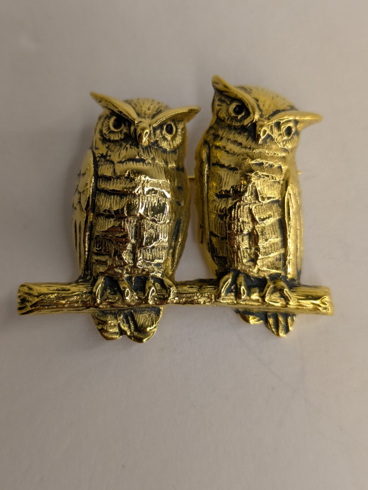Vintage Gold Tone Owls Perched On Branch Brooch Pin