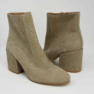 lucky brand rainns bootie