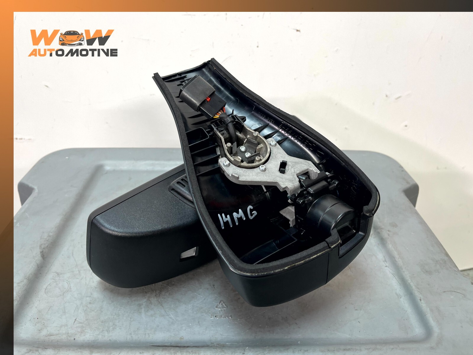 14-17 MASERATI GHIBLI QUATTROPORTE  INTERIOR REAR VIEW MIRROR AUTO DIMING OEM