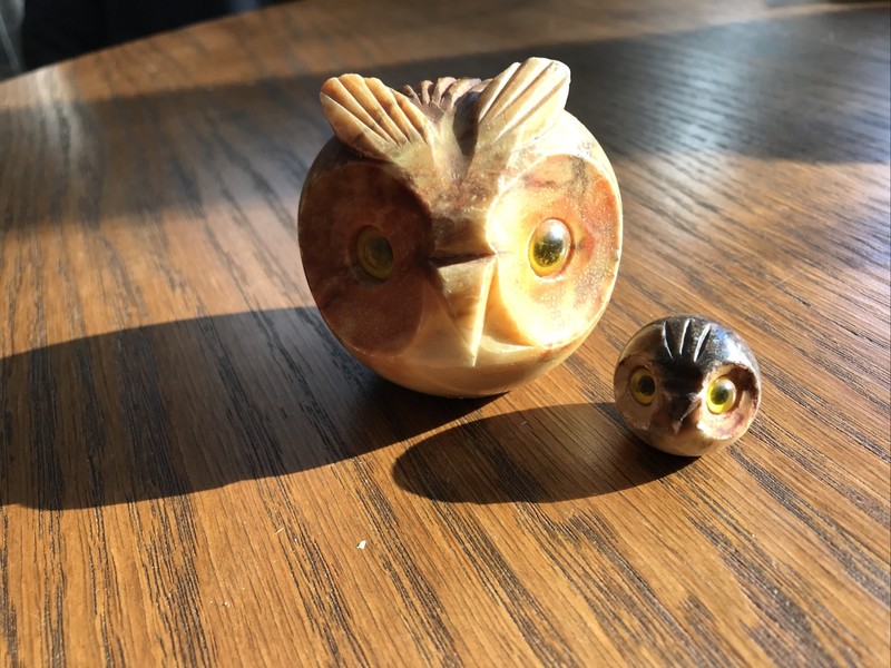 Set of 2 Vintage Genuine Alabaster Owls Paperweight Hand Carved Made in Italy