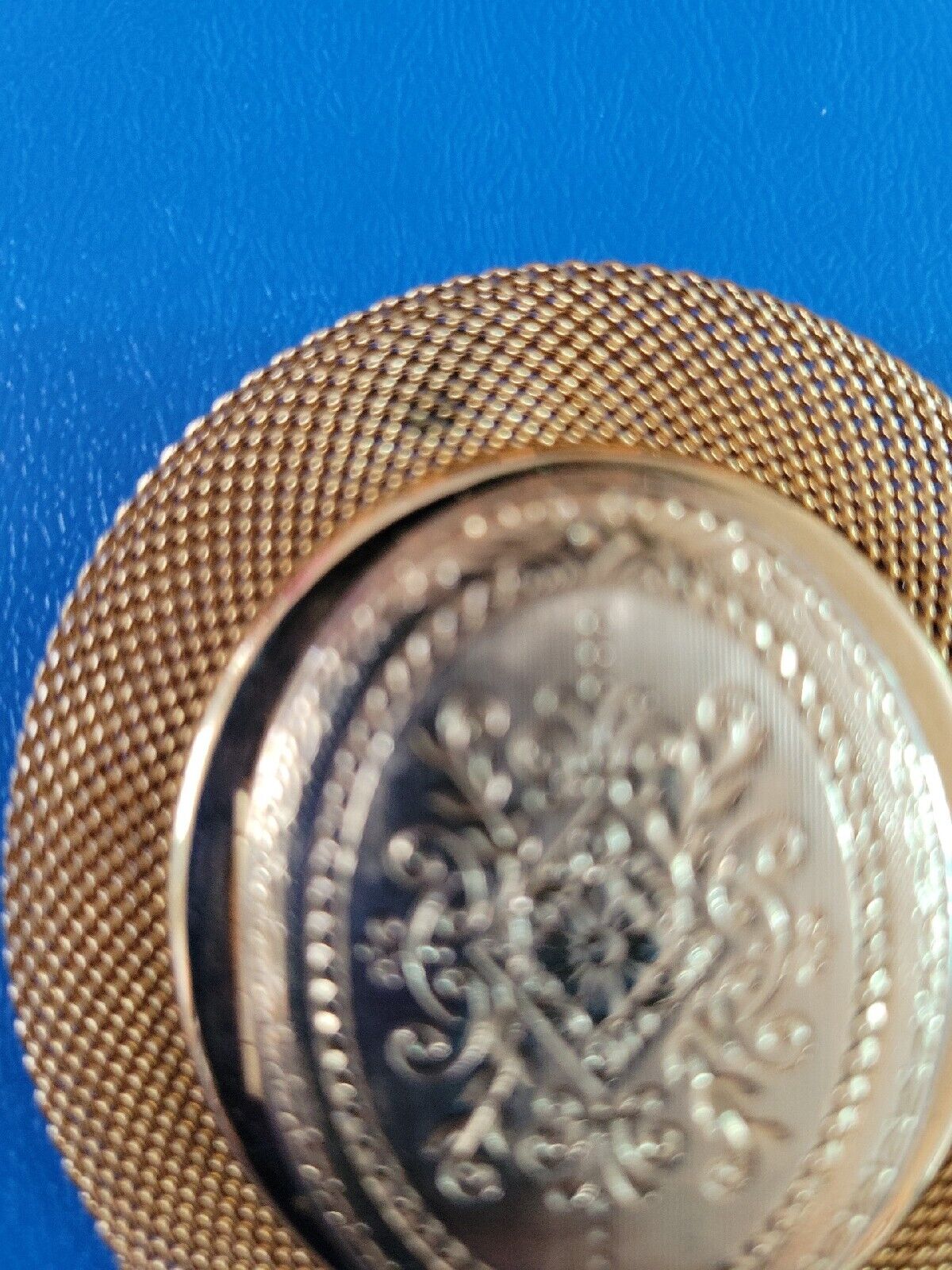 Vintage Large Gold tone Locket,Pendant,brooch - image 12