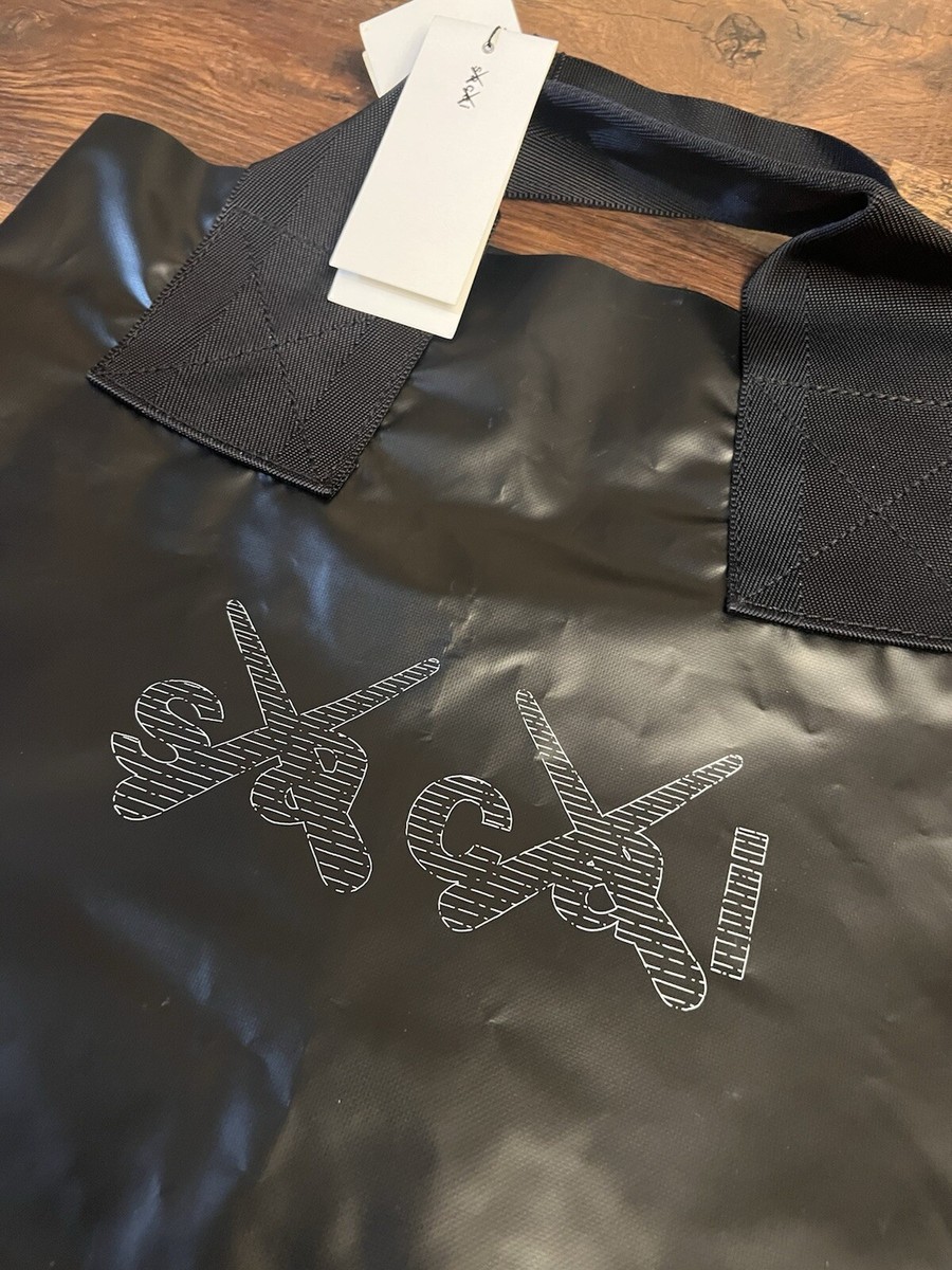 Sacai x KAWS Japan Large Black Nylon Tote Print FW2021 RARE