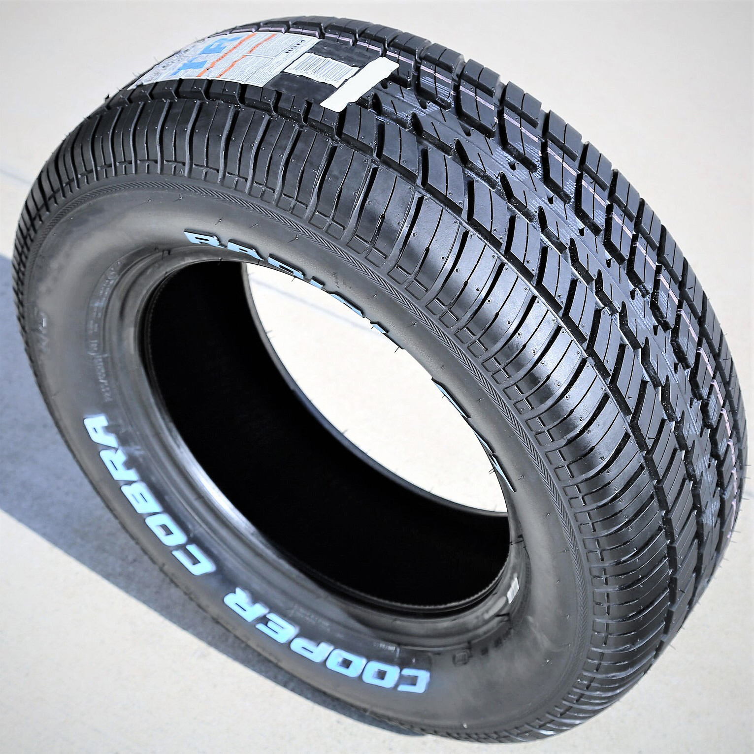 Tire Cooper Cobra Radial G/T 235/60R14 96T AS All Season A/S
