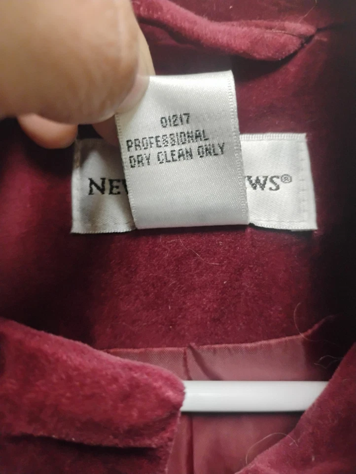 Casaco militar Newport News moda na passarela veludo borgonha - Tamanho 14 - Imagem 3 de 4