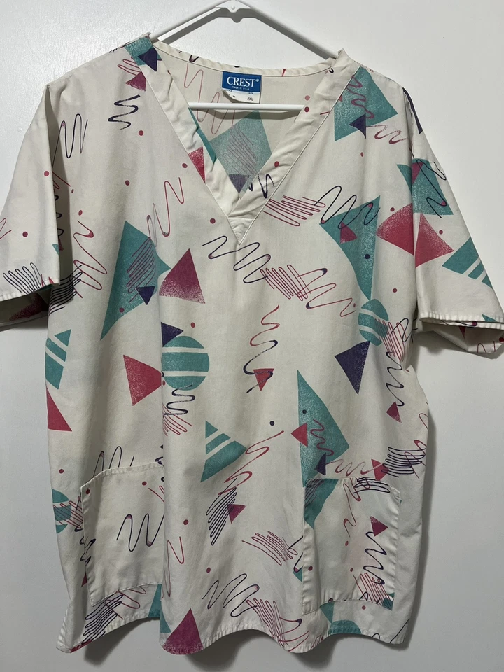 Crest Womens Size XL Short Sleeve Scrub Top Shirt Paint Splatter Medical Nurse - Image 2 of 4