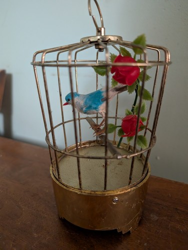 Vintage Adorable Chirping Blue Bird In Gold Cage Red Roses Hong Kong Battery 