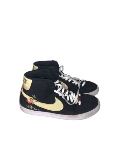 Nike Blazer Mid 77 Pomegranate CI1166-001 Men’s Size 11 Black Tan Cork Swoosh