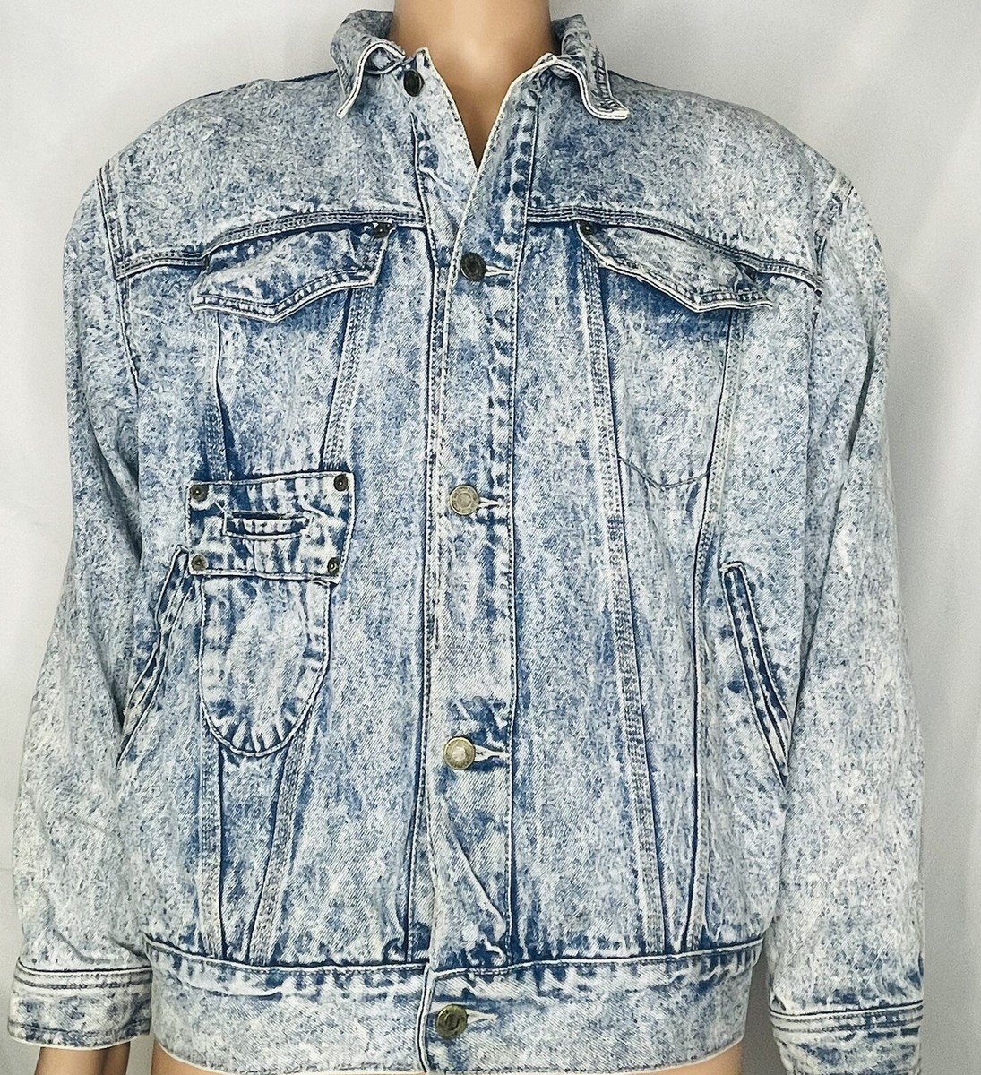 Stay Tuned Diamond Wash Men's Medium Long Sleeve Button Up