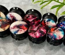 PAIR Galaxy Outer Space Style Acrylic Screw Fit Tunnels Plugs Earlets Gauges