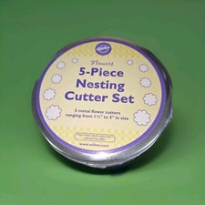 Wilton Flowers Nesting Cutter Set 5 Metal Cut...