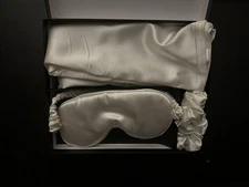 Mulberry Silk Queen Pillowcase  Set -White