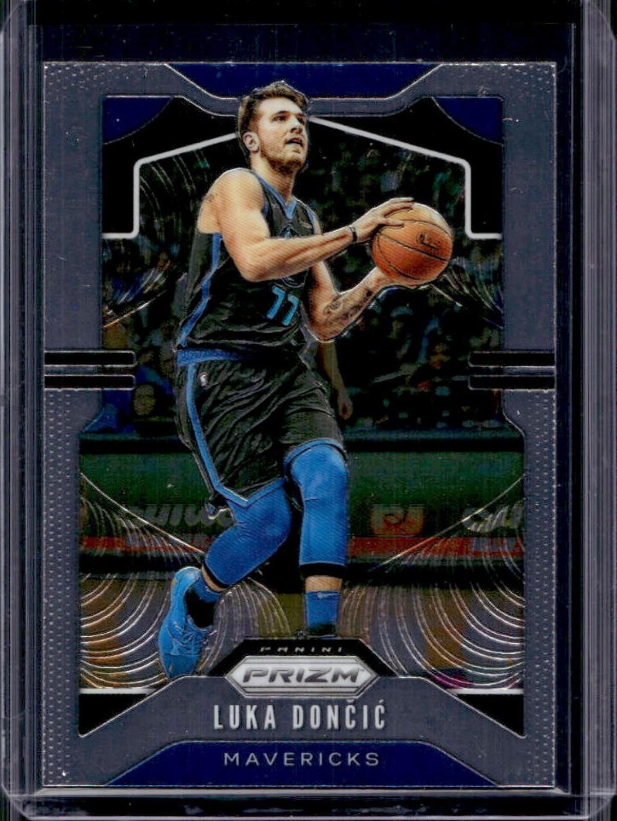 2019-20 Panini Prizm Luka Doncic #75 Mavericks