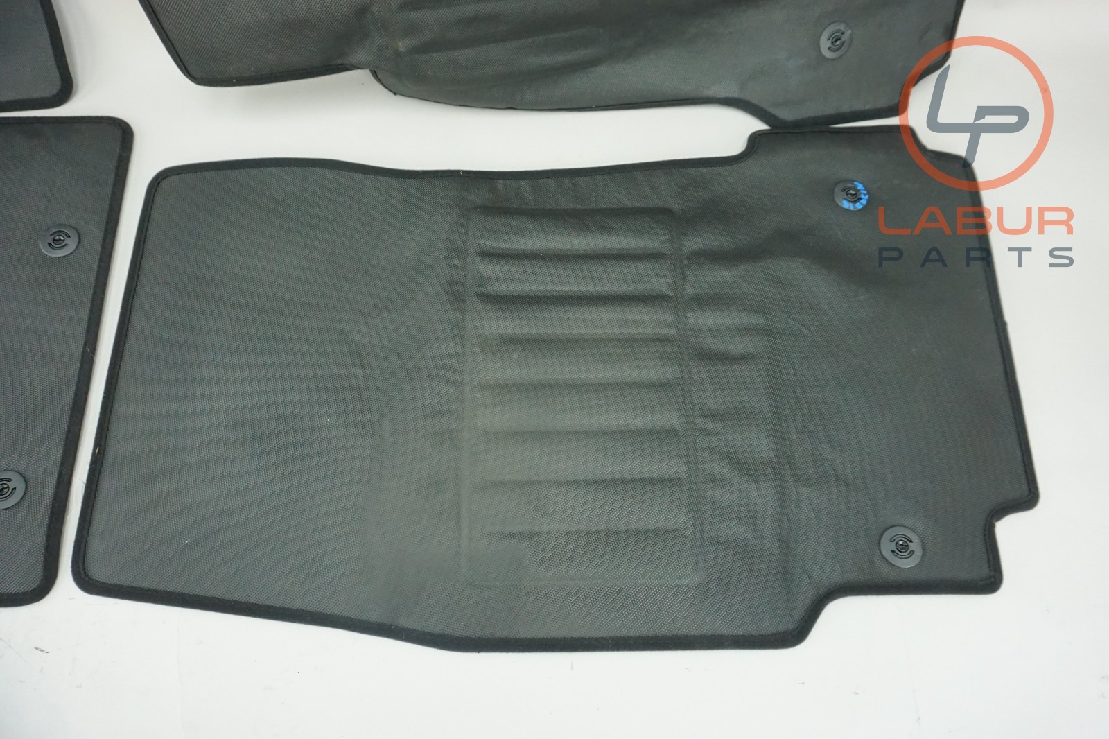M139 03-13 Maserati Quattroporte Front & Rear Floor Carpet Mat Mats Z7061