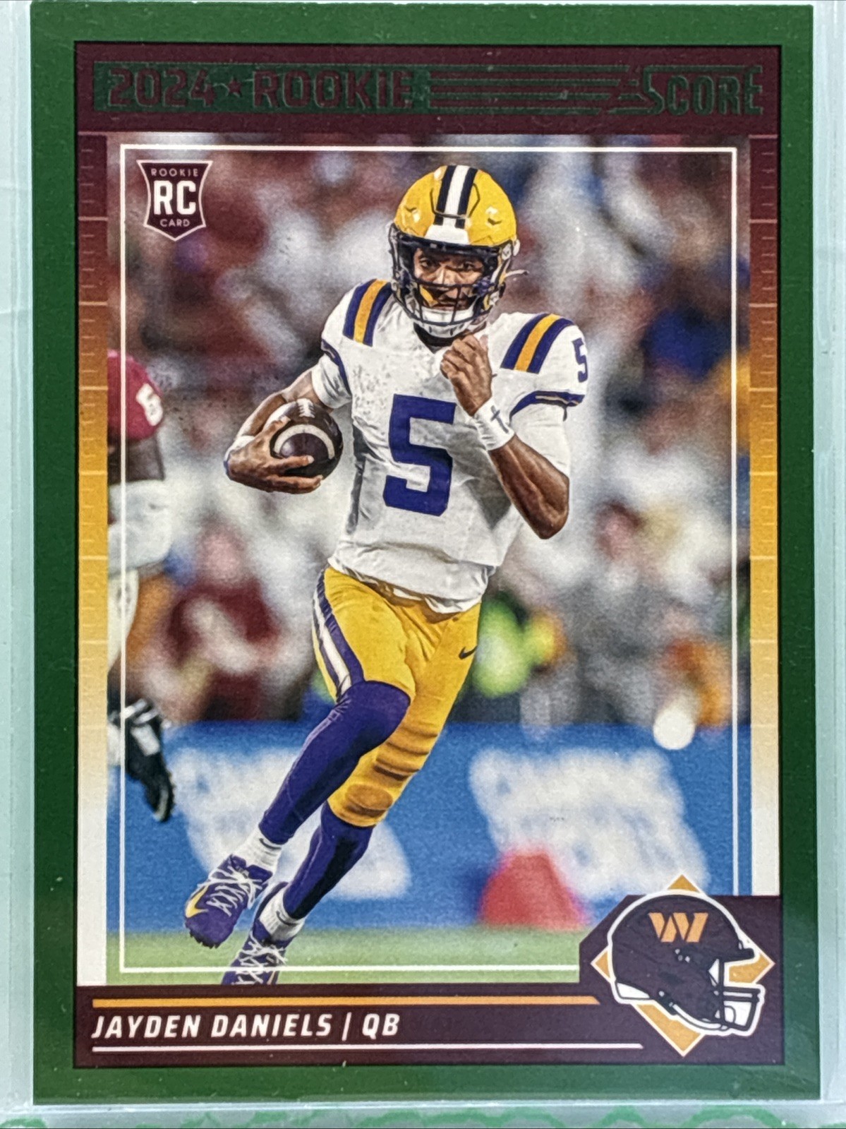 2024 Score - Rookies Jayden Daniels #302 Green (RC)