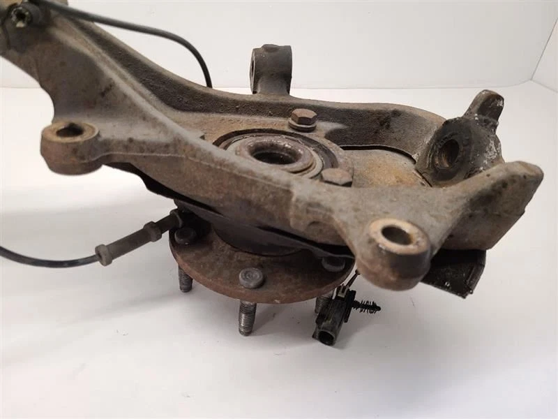 Правый передний шпиндель/кулак для пассажира GMC ENVOY XL 2002-2006 18060690 - Изображение 2 из 4