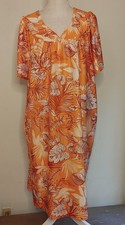 Vintage Hawaiian MuuMuu Housedress Gown Grannycore Polyester