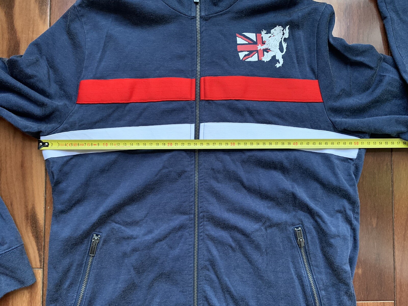 Foto 13 di 18