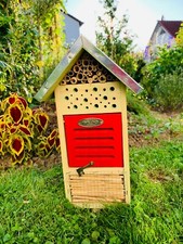 10232  Elmato Insektenhotel , Insektenhaus mit Metalldach,  ca.32cm*NEU*