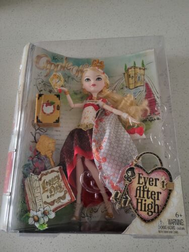 Ever After High Apple White Legacy Day Dress Shoes HTF Retired 