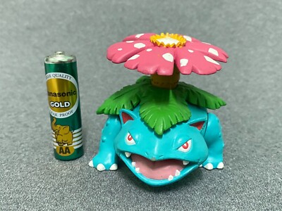 Venusaur Pokemon monster Figure Nintendo Tomy 2004 Collection Toy