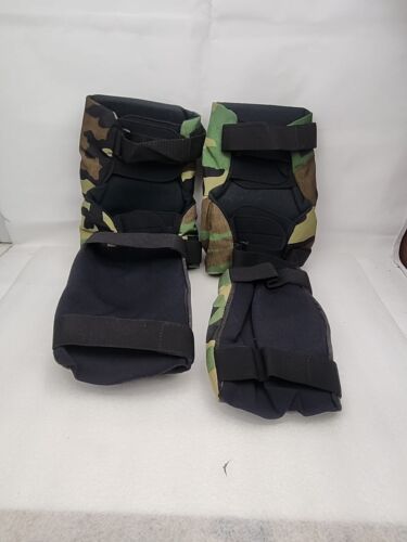 US Military Surplus Woodland Tactical Knee & Elbow Pads MEDIUM Water-resistant - Picture 2 of 3