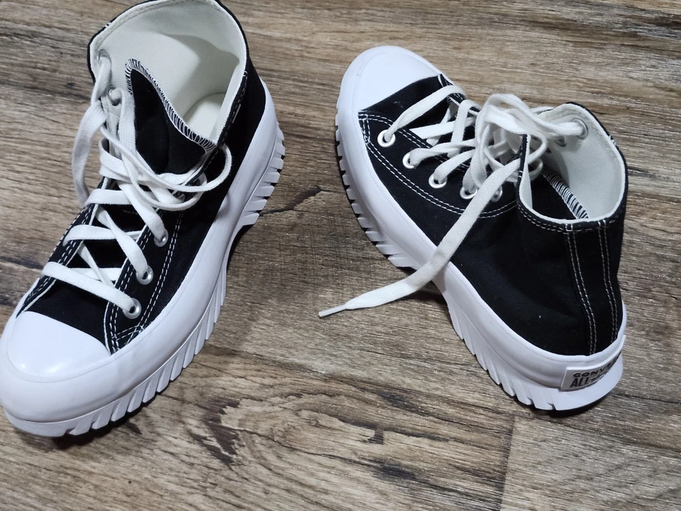 Converse Chuck Taylor All Star Lugged 2.0 Mujer 6 Pie Izquierdo SOLO AMPUTADO x's 2 Foto 4 de 4
