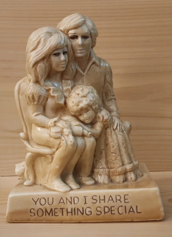 Vintage 1971 R&W Berries Co Figurine "You and I Share Something Special" #3004