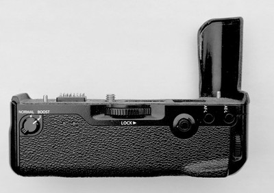 Fujifilm VPB-XT2 Vertical Power Booster Grip for X-T2 + 9 NP-W126 Batteries