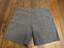 Lululemon Mens Commission Classic Fit Short 7" Ventlight Mesh Size 31