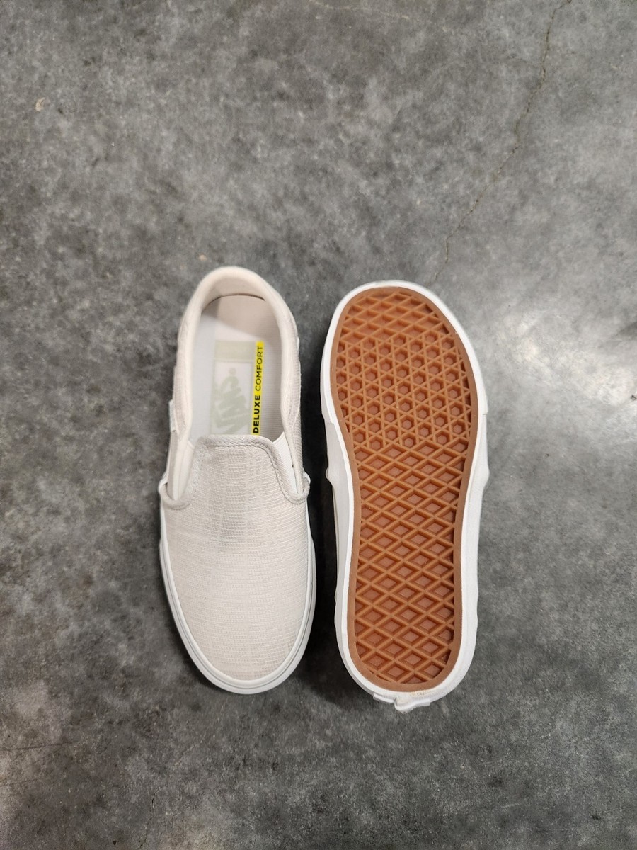 NEW Vans Asher Deluxe Comfort Light Gray Slip On Sneakers