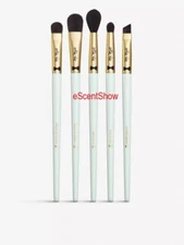 TOO FACED MR. RIGHT EYE SHADOW FACE BLUSH MAKEUP BRUSH - 1PC UR CHOICE