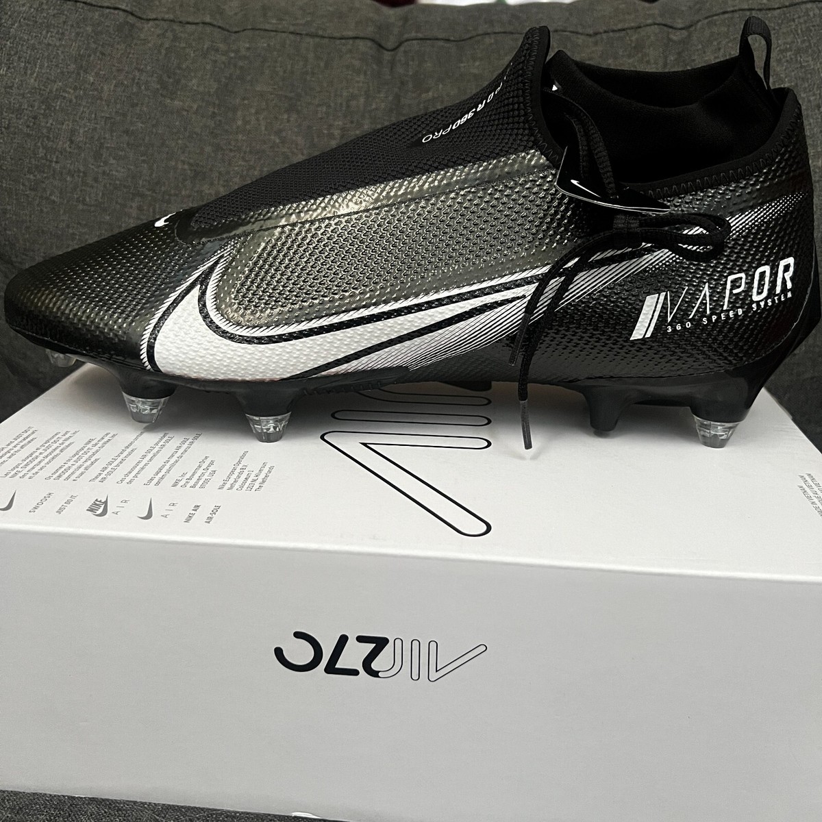 Nike Vapor Edge Pro 360 Detachable Men Size 11 Black Football Cleats CZ5574-001 Nike Vapor Edge Pro 360 Black Detachable Football Cleats  main image 4