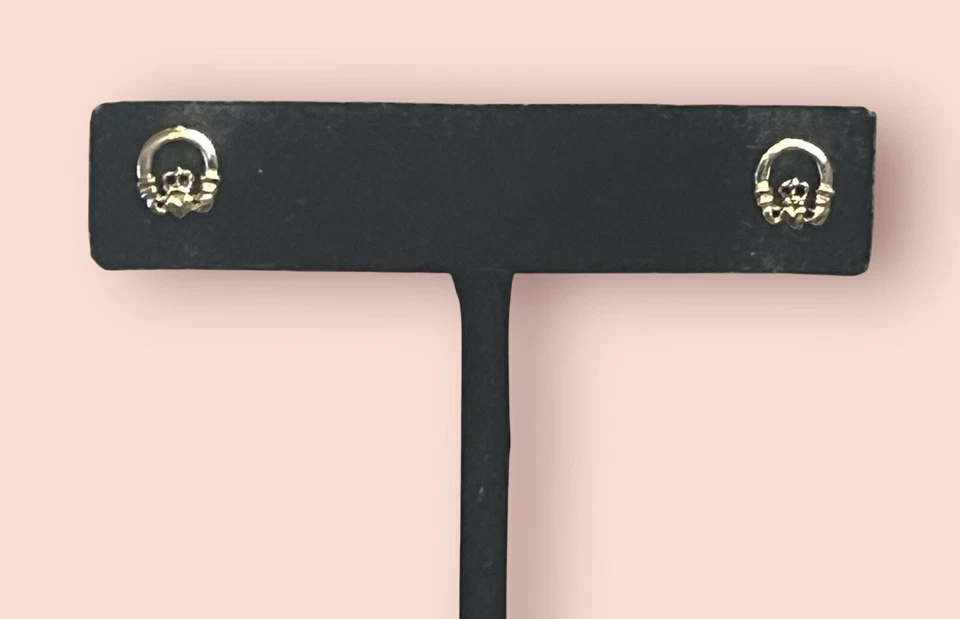 Real Solid 14K Yellow Gold Polished Claddagh Irish Celtic Symbol Post Earrings - Image 2 of 4