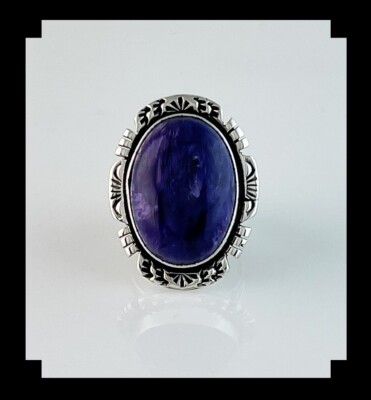 Handgefertigter Sterling und Charoit Ring Größe 8