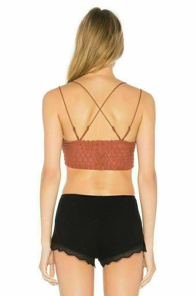 Blusa cropped Free People Fp One Adella Bralette renda cruzada nova grande G - Imagem 4 de 4