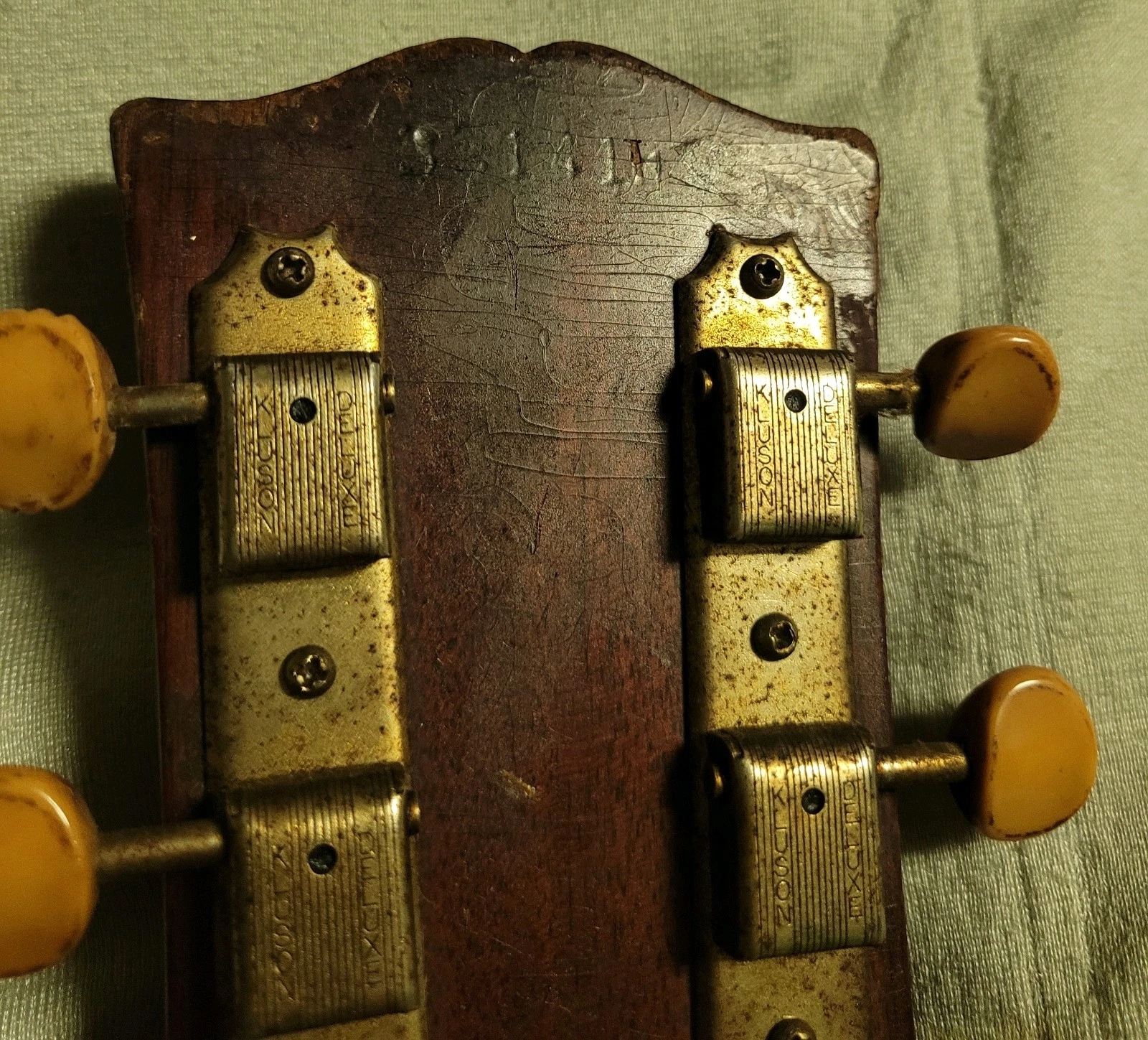 Picture 3 of 24