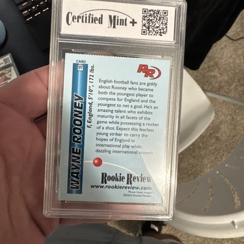 WAYNE ROONEY ROOKIE REVIEW 2004 CARD #97 MAN UNITED  - Picture 2 of 2