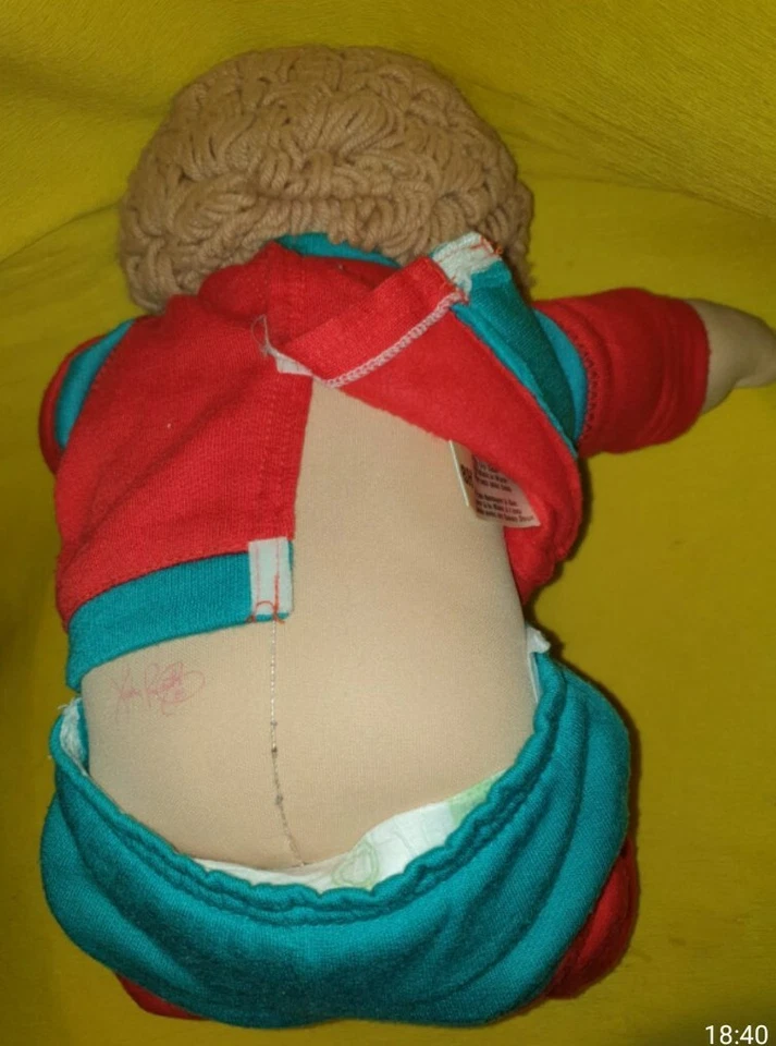 CABBAGE PATCH KIDS by COLECO BAMBOLA NO CIUCCIO Vintag'80 16"inch tall 40cm DOLL - Immagine 3 di 4