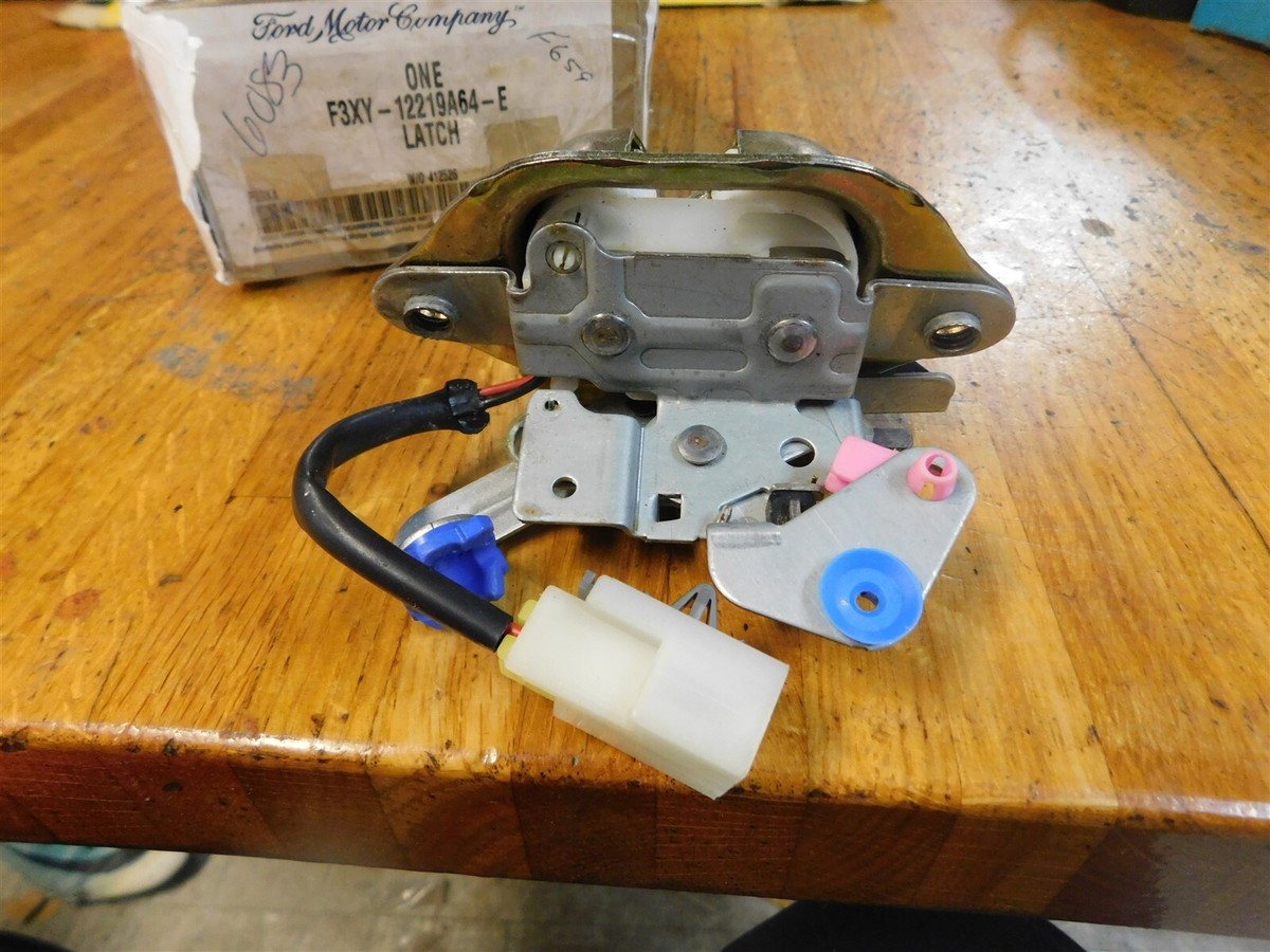 Mercury Ford OEM 93-98 Villager Liftgate Tailgate-gate Lock
