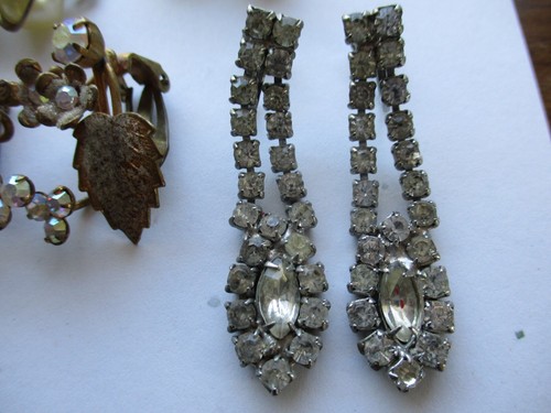 VINTAGE MODERN EARRINGS JEWELRY COLLECTION LOT HOOP DANGLE CLIP ON RHINESTONE - Picture 21 of 24