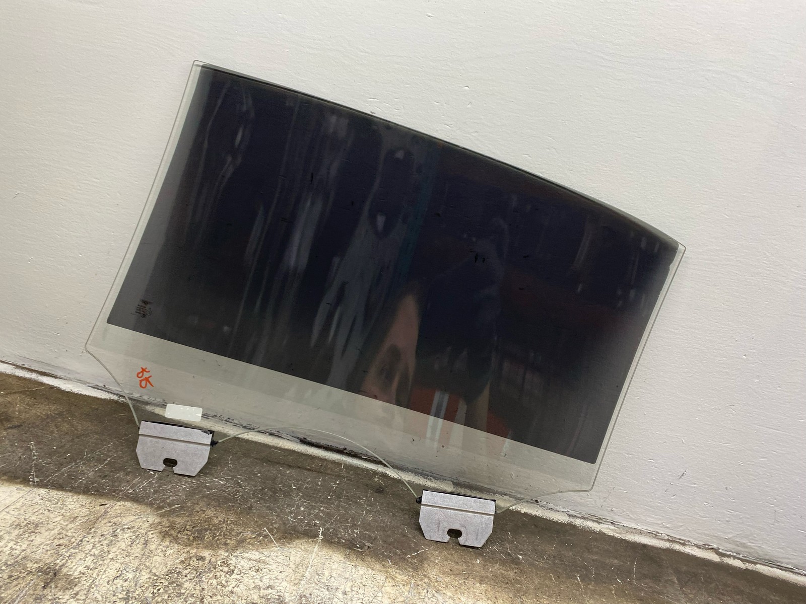 2014-2019 BENTLEY FLYING SPUR OEM REAR RIGHT DOOR GLASS WINDOW PANEL