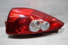 Heckleuchte Rückleuchte links mit Sprung  Mazda 5 CR19 Bj,08