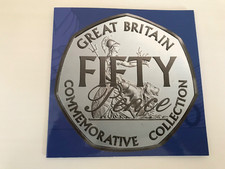 GREAT BRITAIN FIFTY PENCE COMMEMORATIVE COLLECTION WITH 1992 1993 EEC 50 PENCE