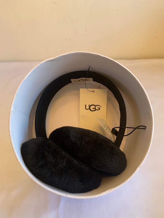 小物 UGG WIRED EARMUFFS Wired Sheepskin Earmuffs by UGG - 103,95 €