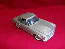 MERCEDES 280 SL •Berlina 1968 PAGODA  Vintage 1:18 Scale , Techno Giodi Italy