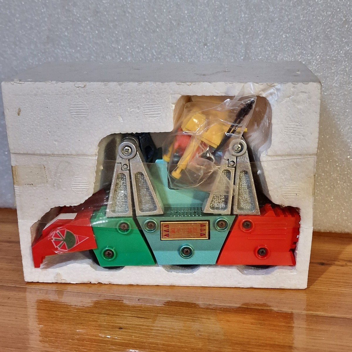 VINTAGE DIE CAST TAKATOKU 