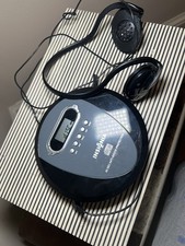 Insignia Portable CD Player NS-P4112 60 Sec Anti-Shock Tested Working