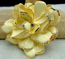 JOAN RIVERS LIMITED EDITION SWARVOSKI CRYSTAL GARDENIA PIN BROOCH NEW 
