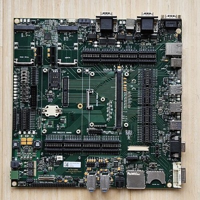 Toradex Apalis Evaluation Board USB PCIe SPI ETH SD/MMC CAN HDMI RTC und mehr